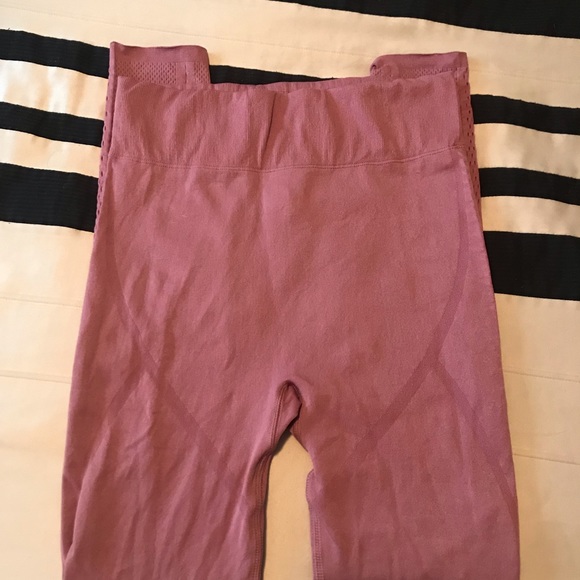 Fabletics workout legging - Picture 4 of 5